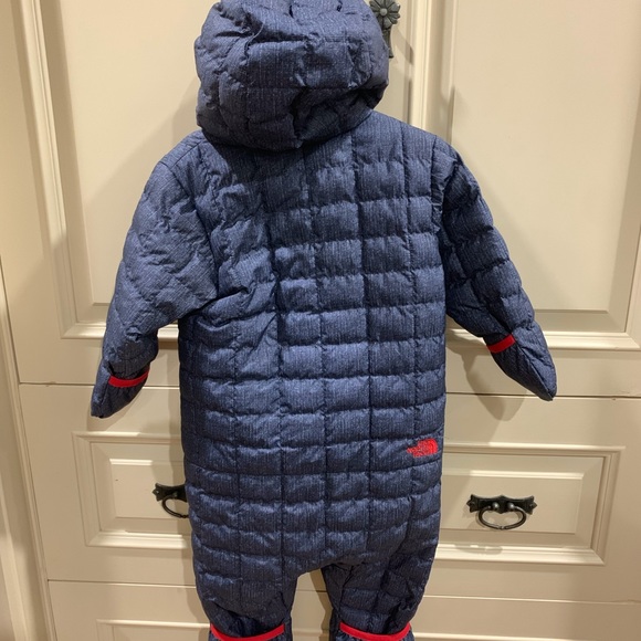 Northface Snow Suit - Picture 2 of 4